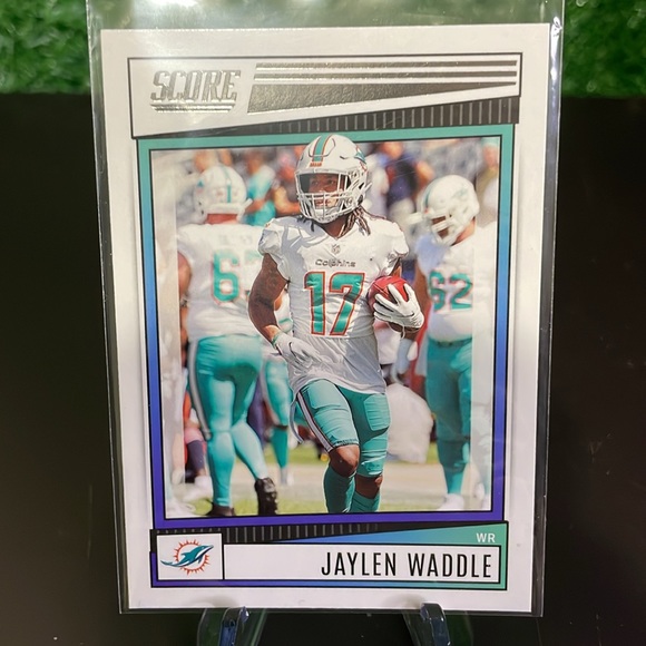 13. Panini Lot of 10 Miami Dolphins Football 🏈 Trading Cards - Picture 5 of 9